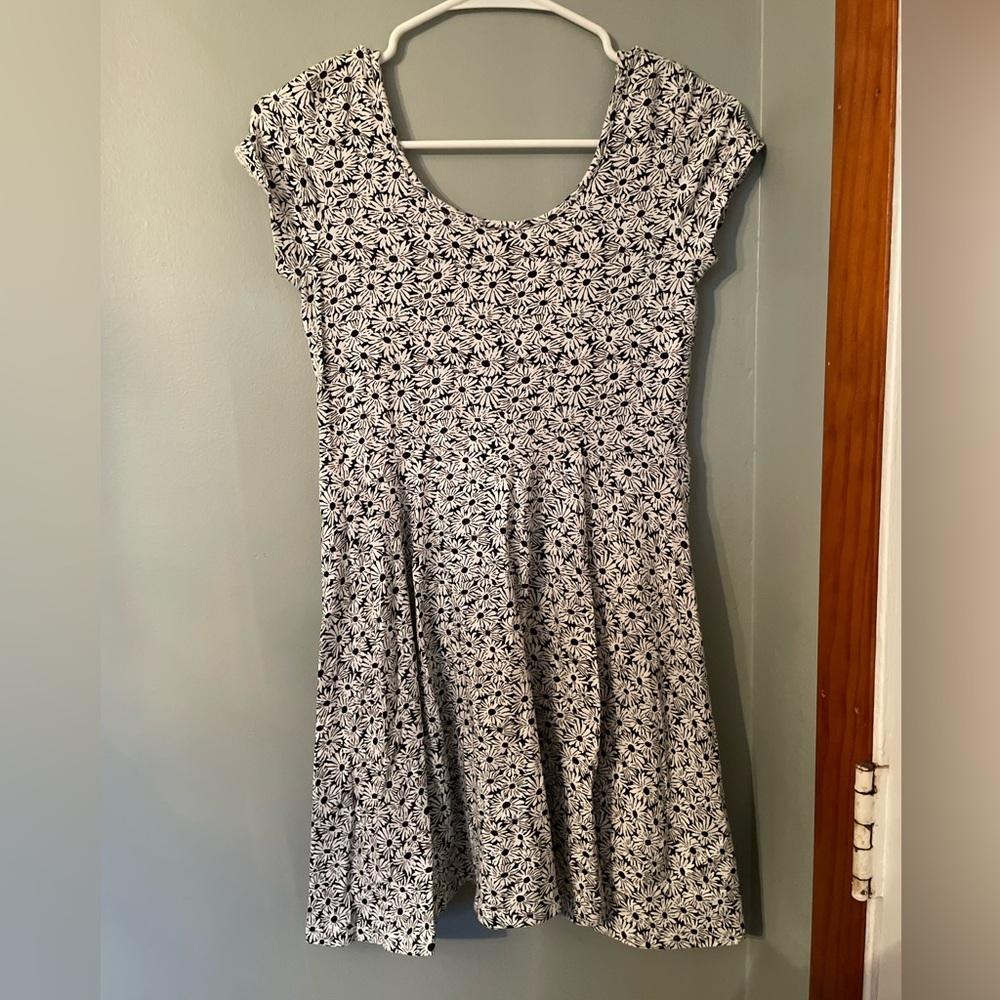Floral short sleeve dress